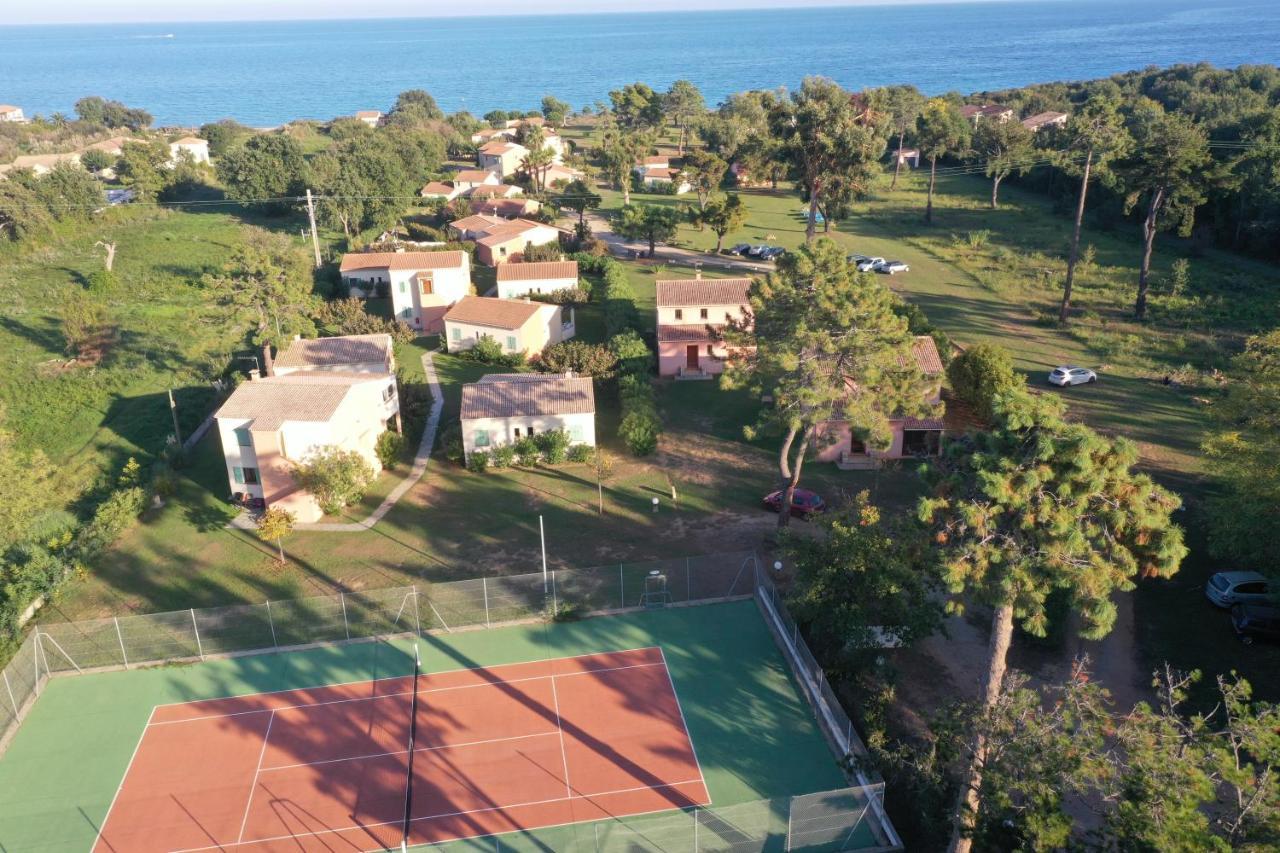Pinea Mare Hotel Poggio Mezzana ภายนอก รูปภาพ